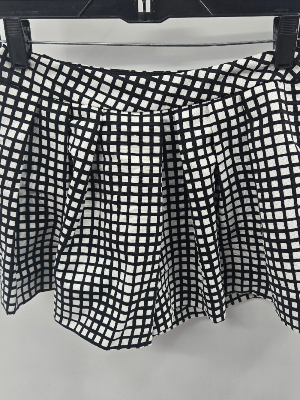 L'Agence Black White Pleated Grid Checked High Waist Skort Size 0